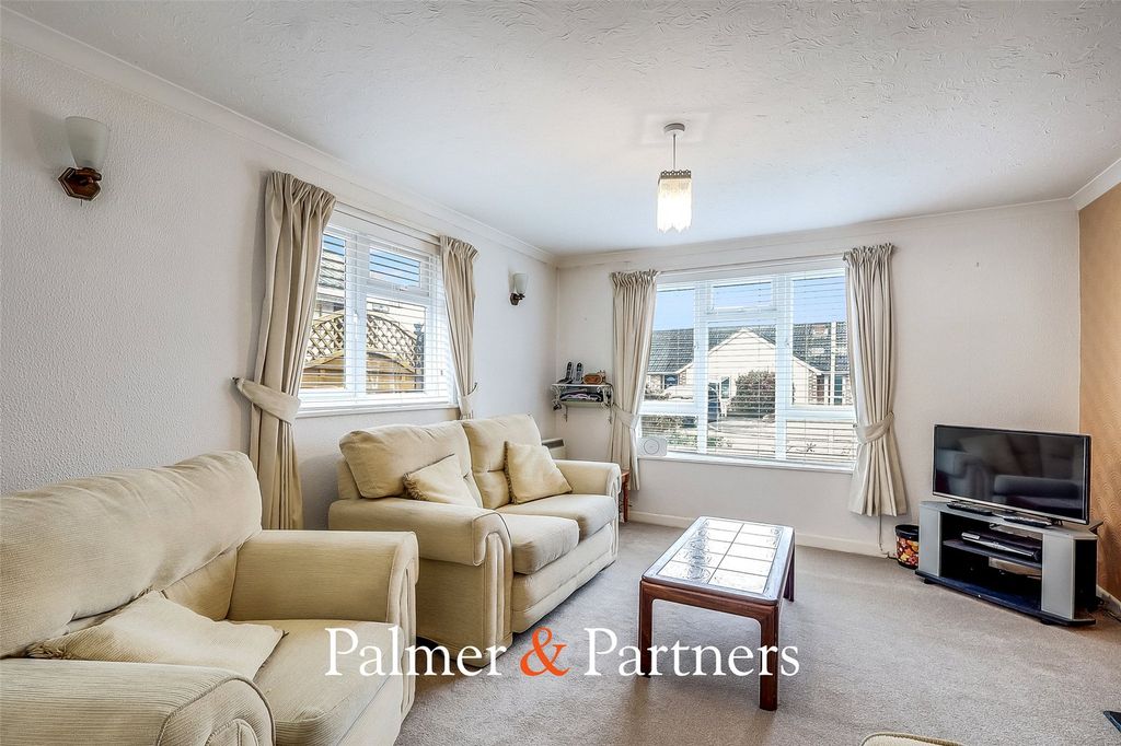 Property photo 3 of 12 Picture No. 09