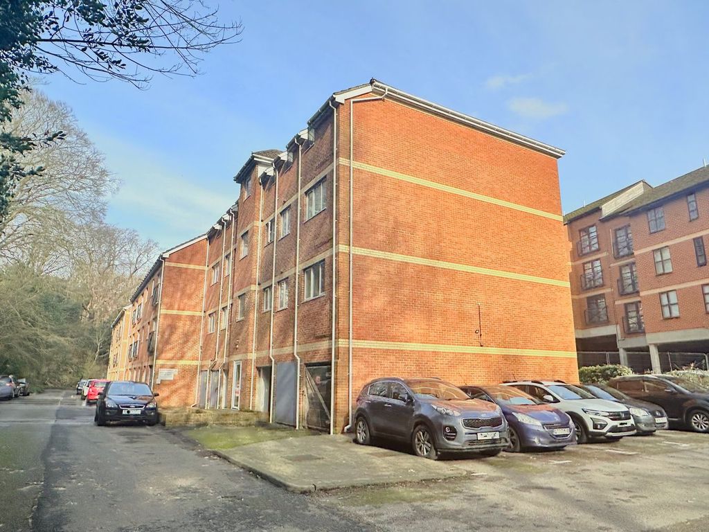 Property photo 1 of 7