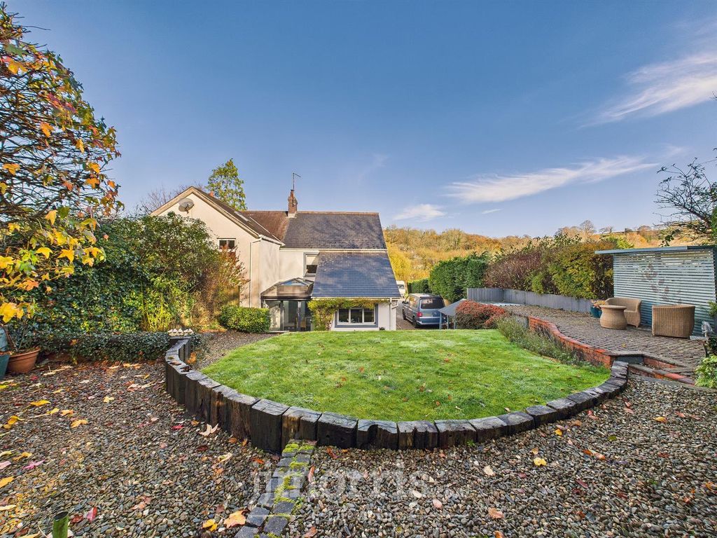 Property photo 2 of 37