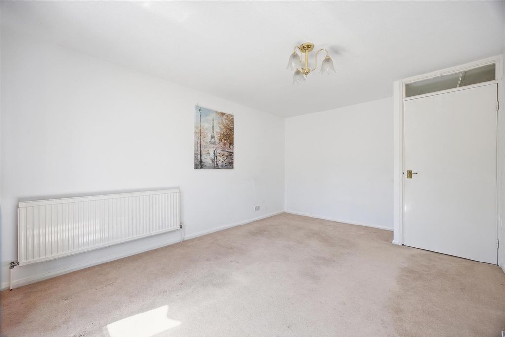 Property photo 3 of 13 Living Room