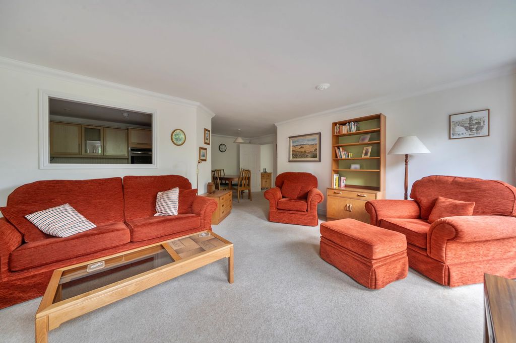Property photo 3 of 15