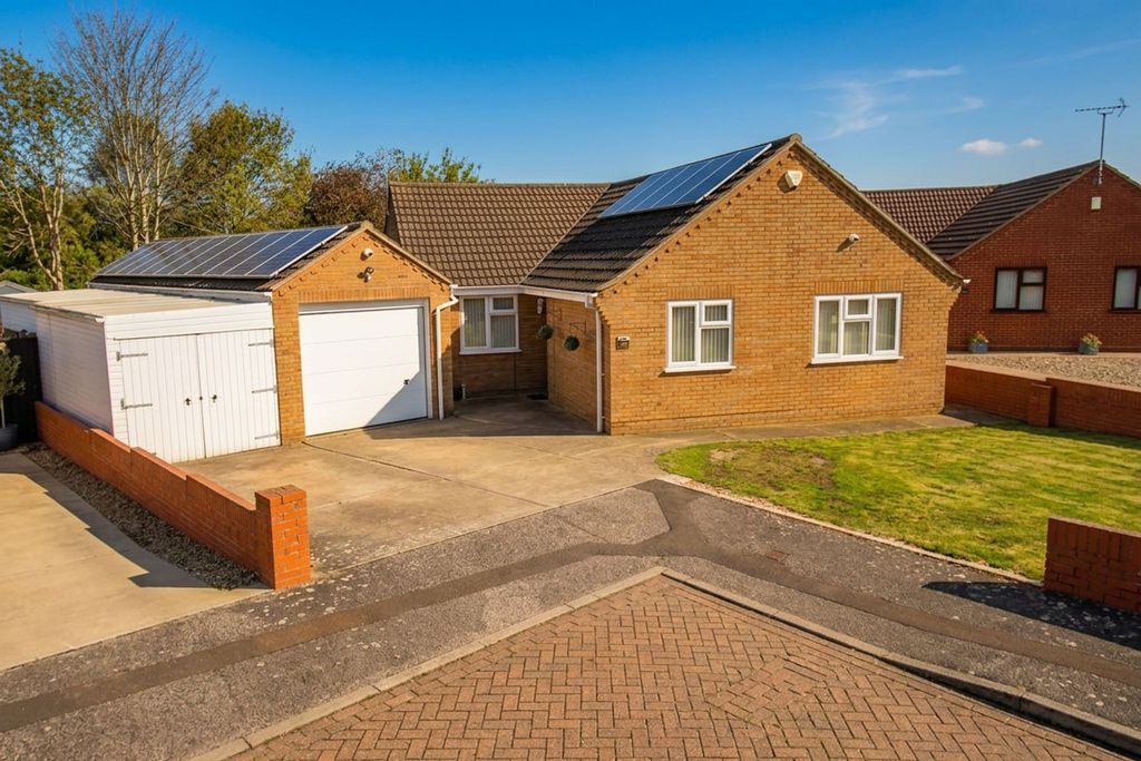 Property photo 1 of 20