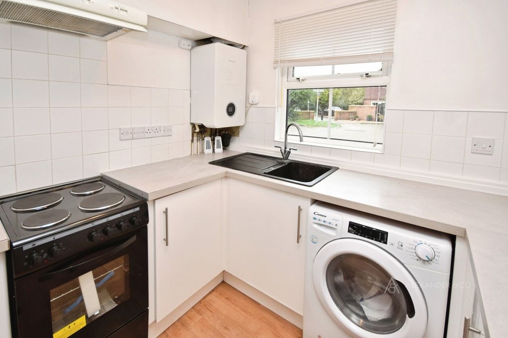 Property photo 2 of 13 Pbox-Img.Jpg