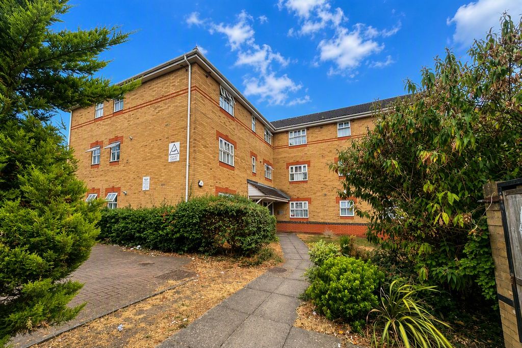 Property photo 1 of 6