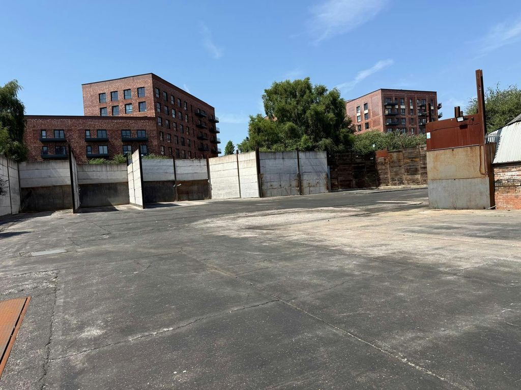 Property photo 1 of 3 729c1Cfb-3696-4c1d-961B-B8A92F54A39c.Jpg