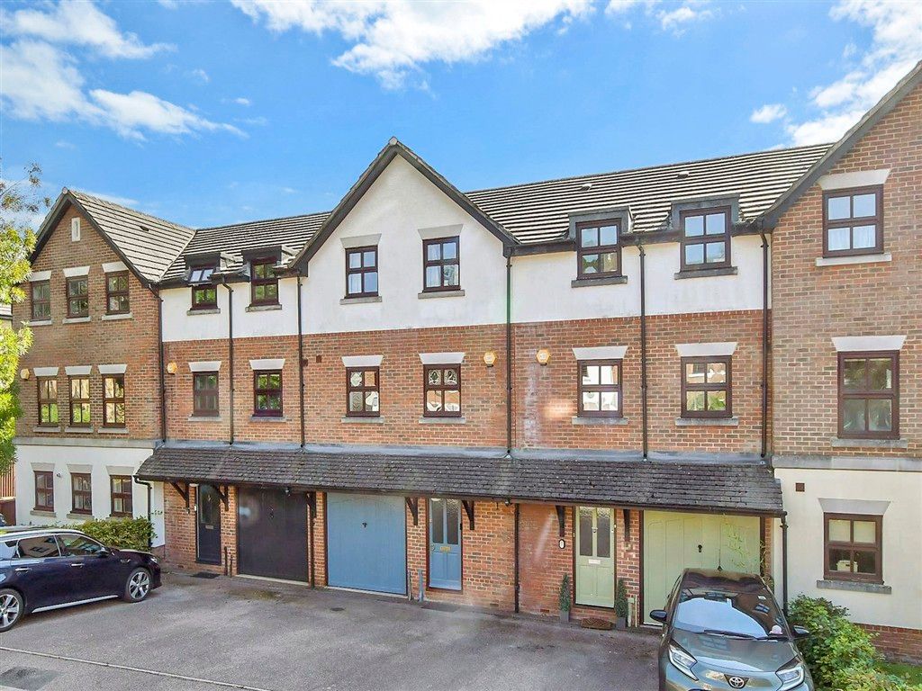 Property photo 1 of 16 Front Web