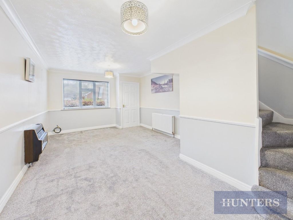 Property photo 3 of 16 Cam05316G0-Pr0265-Still003.Jpg