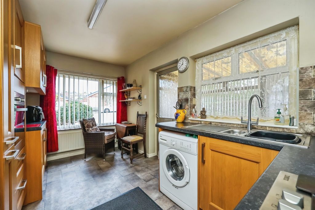 Additional image 8 of 2 bed detached bungalow for saleJulie Avenue, Heanor DE75