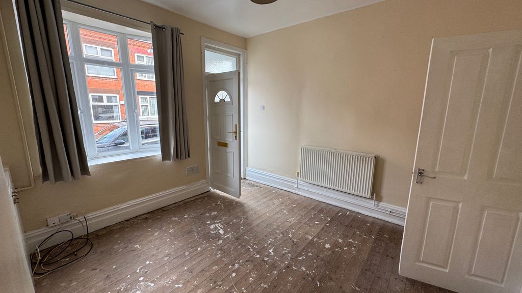 Property photo 2 of 13 Img_4889