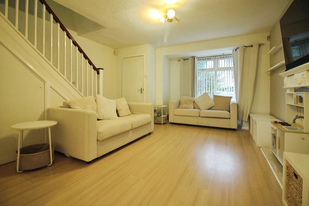 Property photo 2 of 20 Living Room