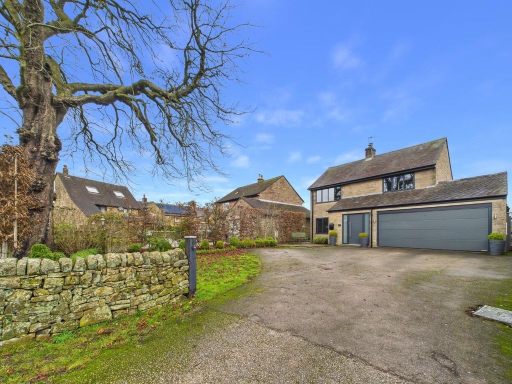 Property photo 1 of 45