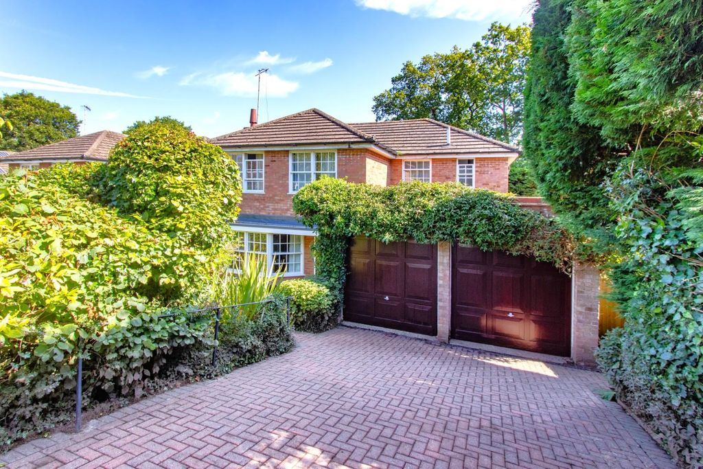 Property photo 1 of 18 Front2.Jpg
