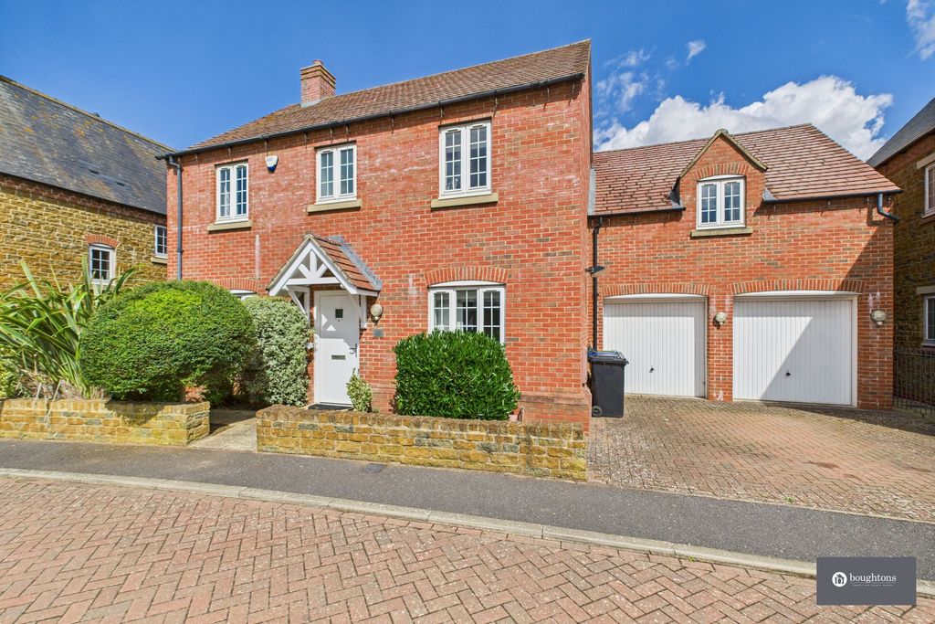 Property photo 1 of 39