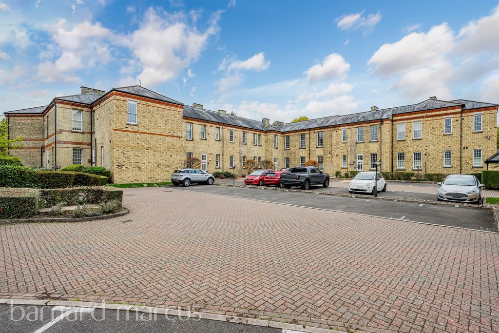 Property photo 1 of 9