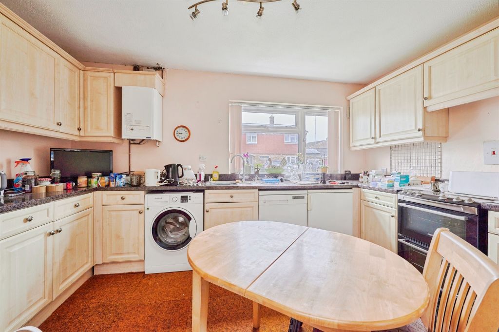 Property photo 3 of 24