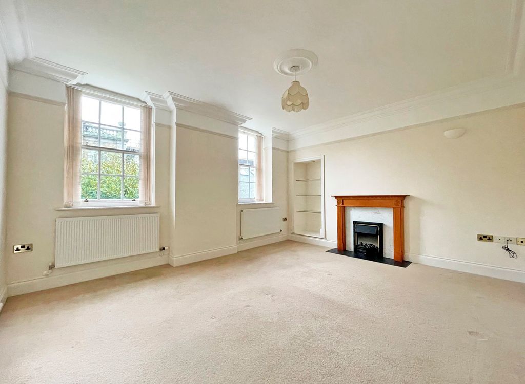 Property photo 3 of 10 Photo 3