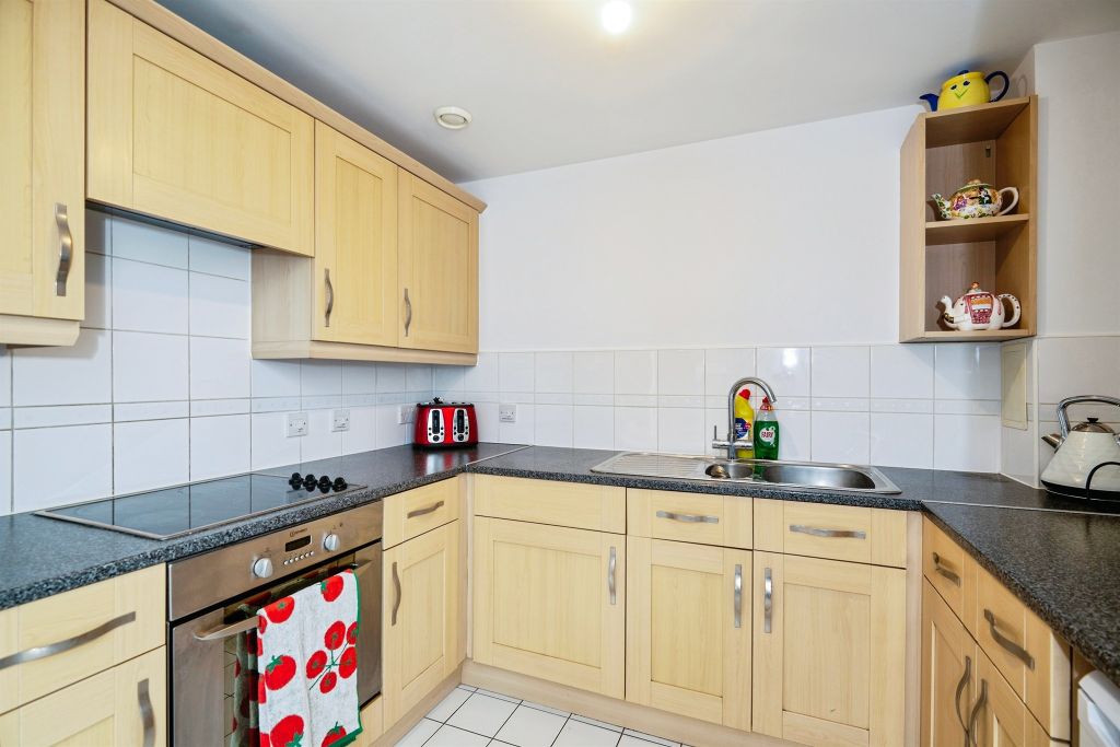 Property photo 2 of 15