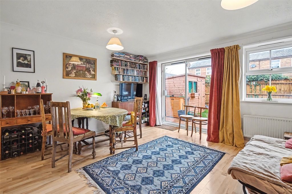 Property photo 2 of 14 Picture No. 01