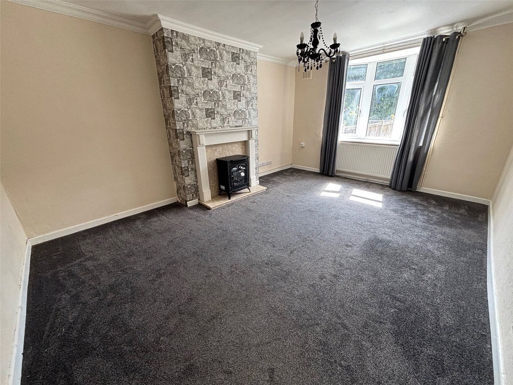 Property photo 2 of 12 Picture No. 07