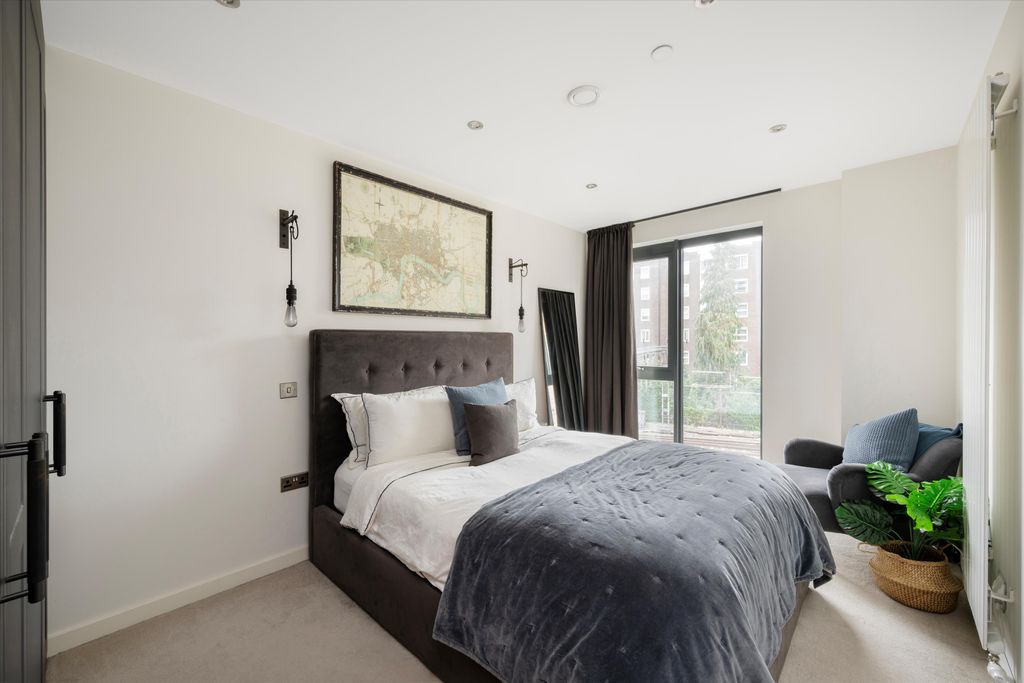 Property photo 1 of 9 Image