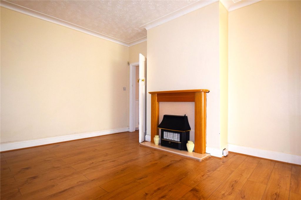Property photo 2 of 8 Picture No. 02