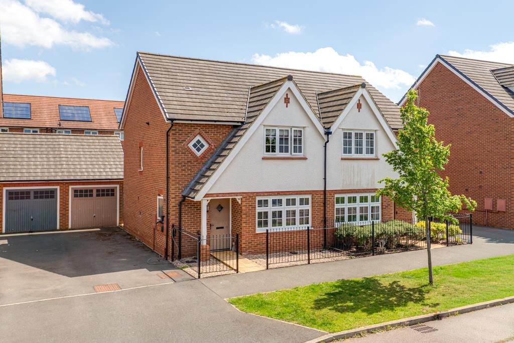 Property photo 1 of 25 43 Manor Road, Barton Seagrave (24 Of 25).Jpg