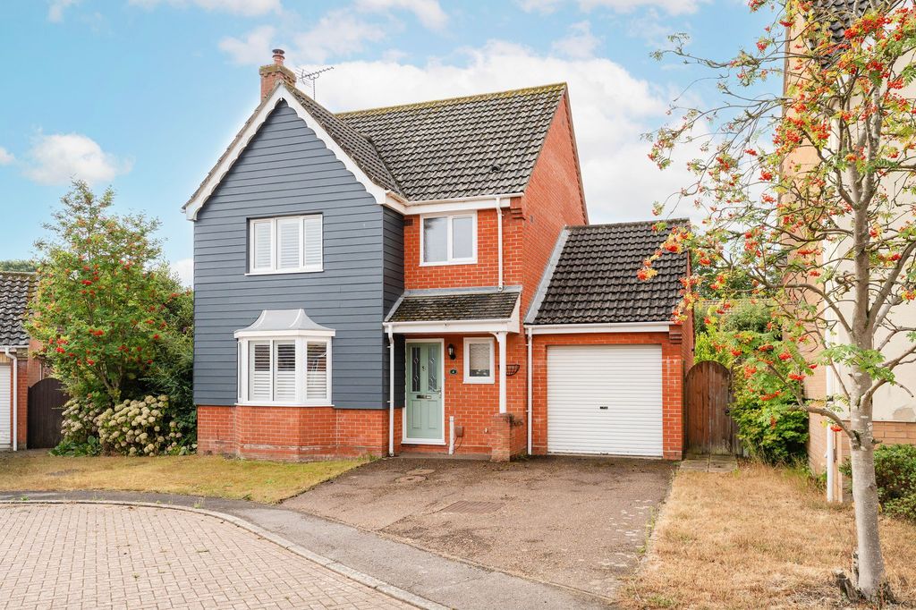 Property photo 1 of 19