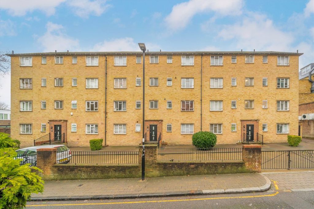 Property photo 1 of 5