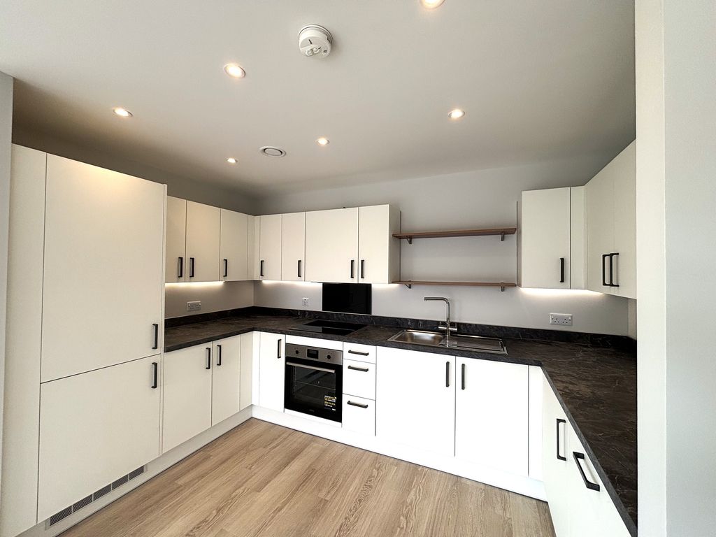 Property photo 1 of 12 Kitchen