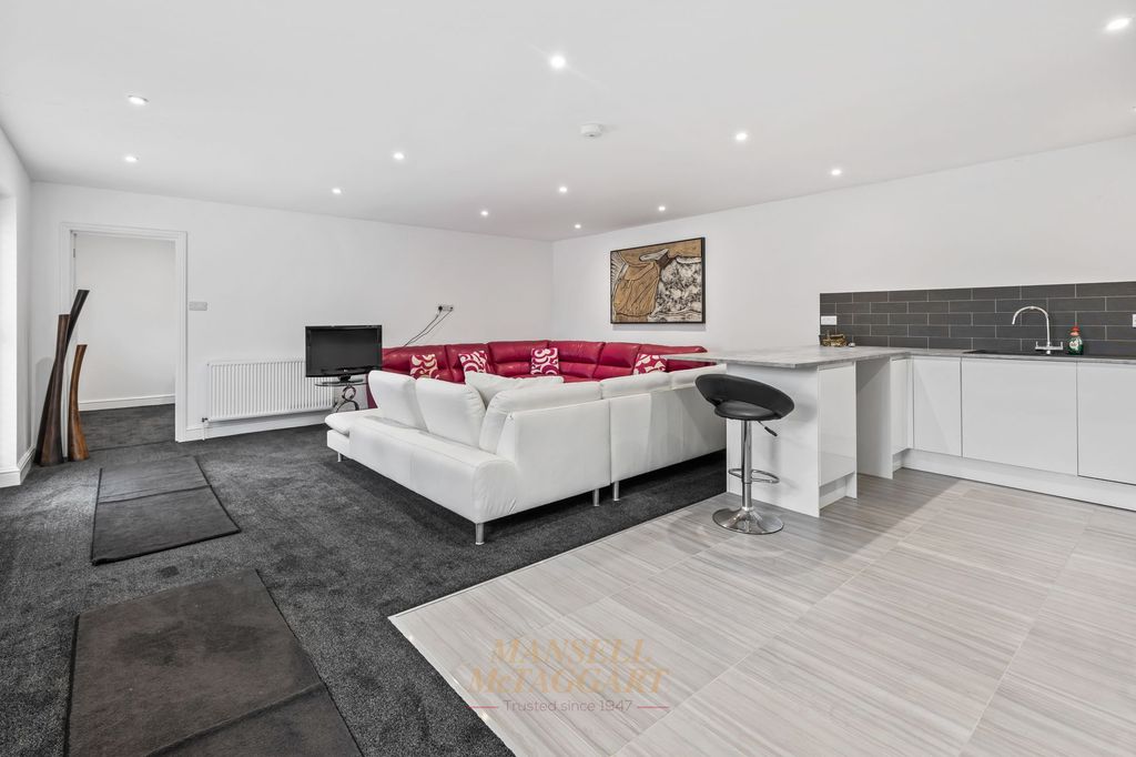 Additional image 31 of 5 bed detached house for saleHare Lane, Lingfield RH7