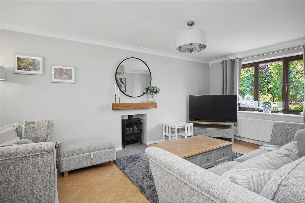 Property photo 3 of 38 6.Jpg