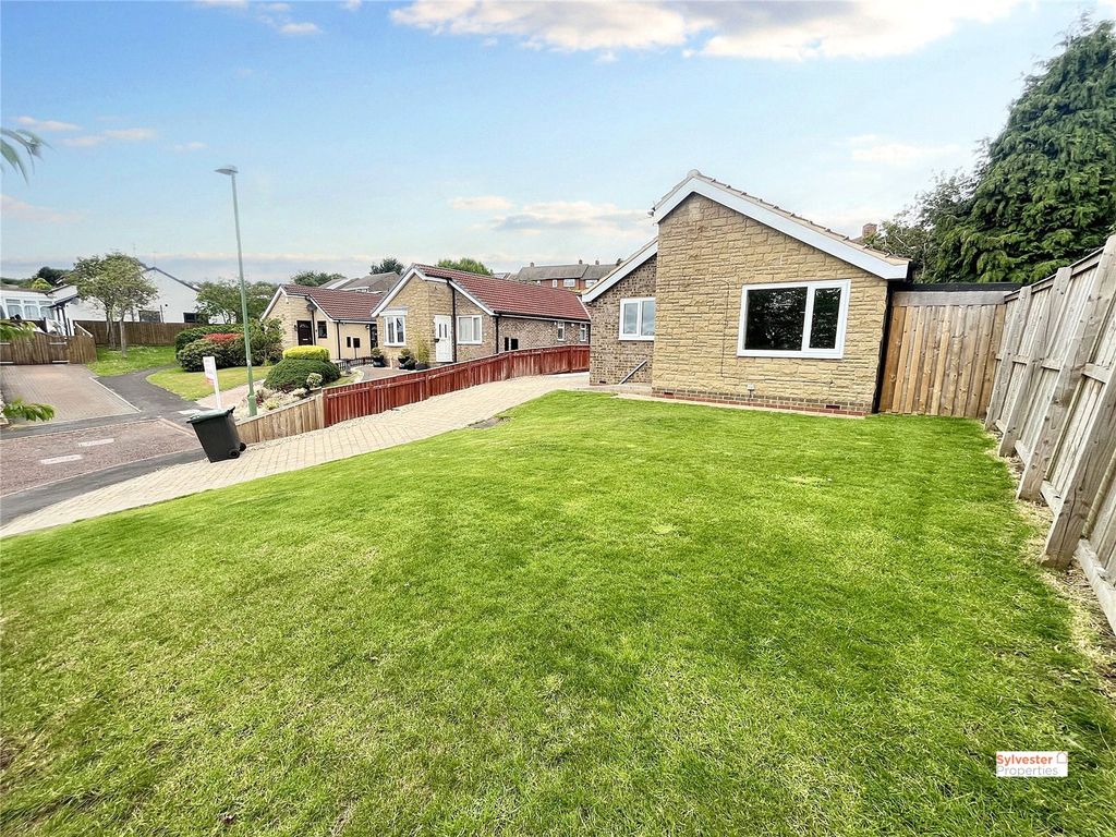 Property photo 2 of 28 Picture No. 42