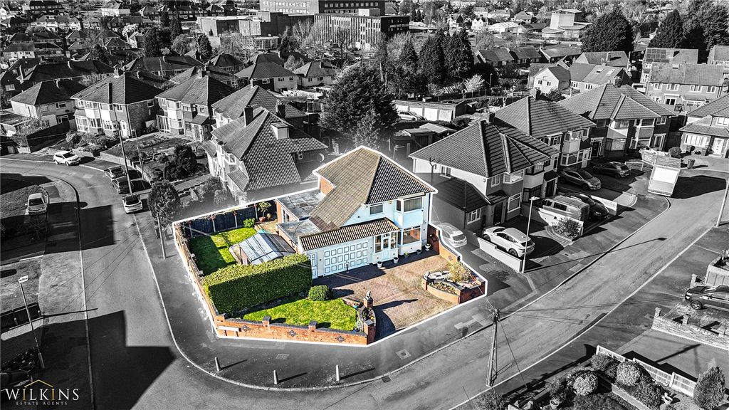 Property photo 2 of 27 Picture No. 02