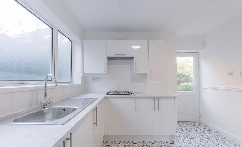 Property photo 3 of 33 10.Jpg