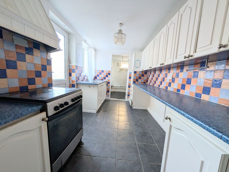 Property photo 2 of 13 Kitchen