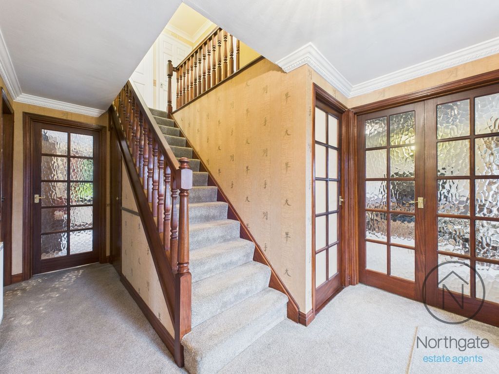 Property photo 3 of 27