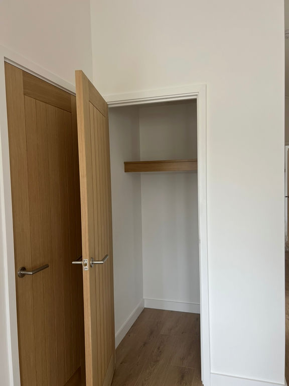 Property photo 2 of 43