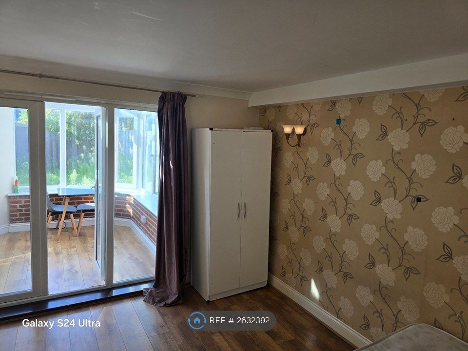 Property photo 2 of 4