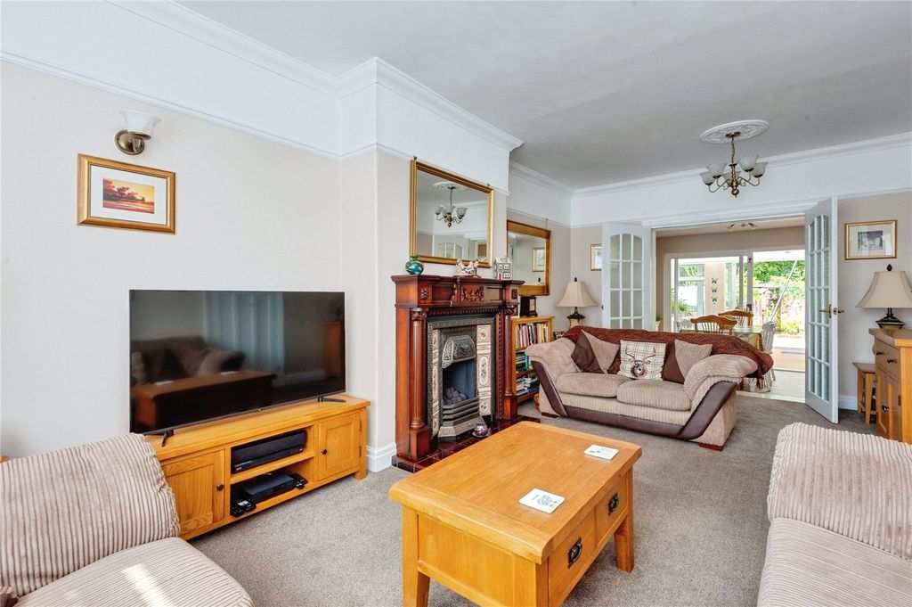 Property photo 2 of 17 Picture No. 02