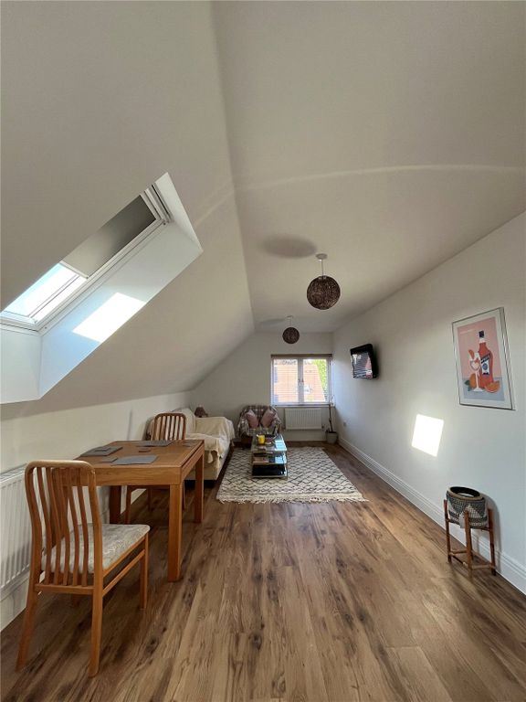 Property photo 3 of 12 Picture No. 03