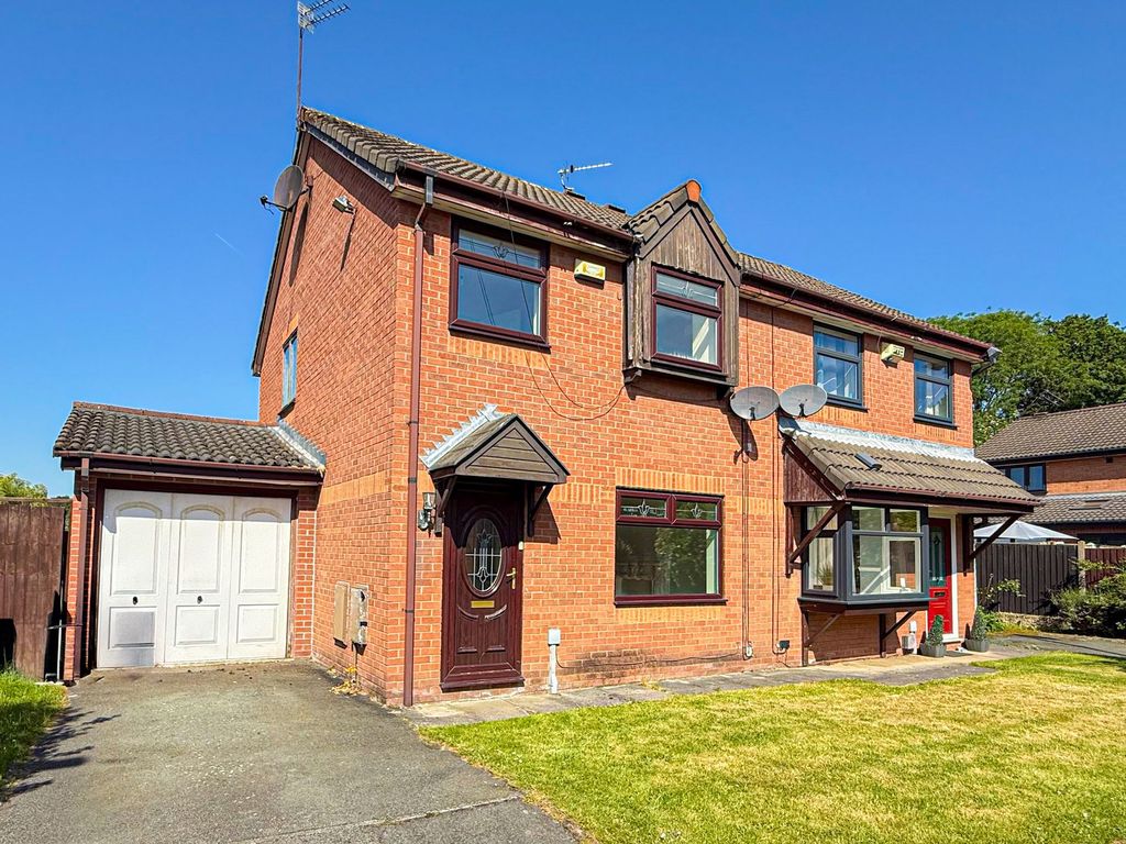 Property photo 1 of 15