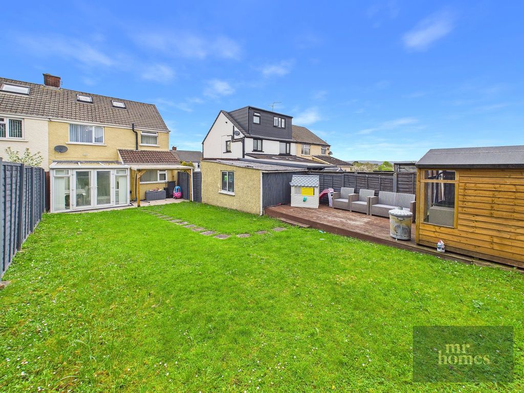 Property photo 2 of 36