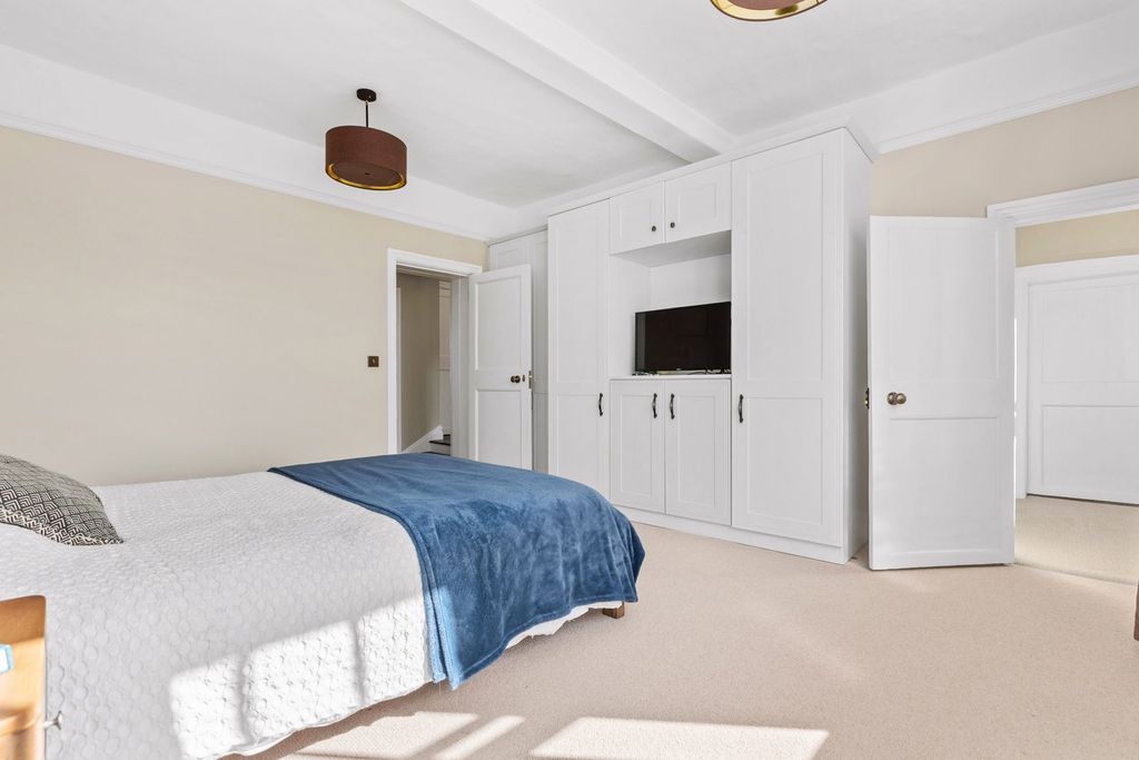 Additional image 18 of 8 bed detached house for saleLondon Road, Hitchin SG4