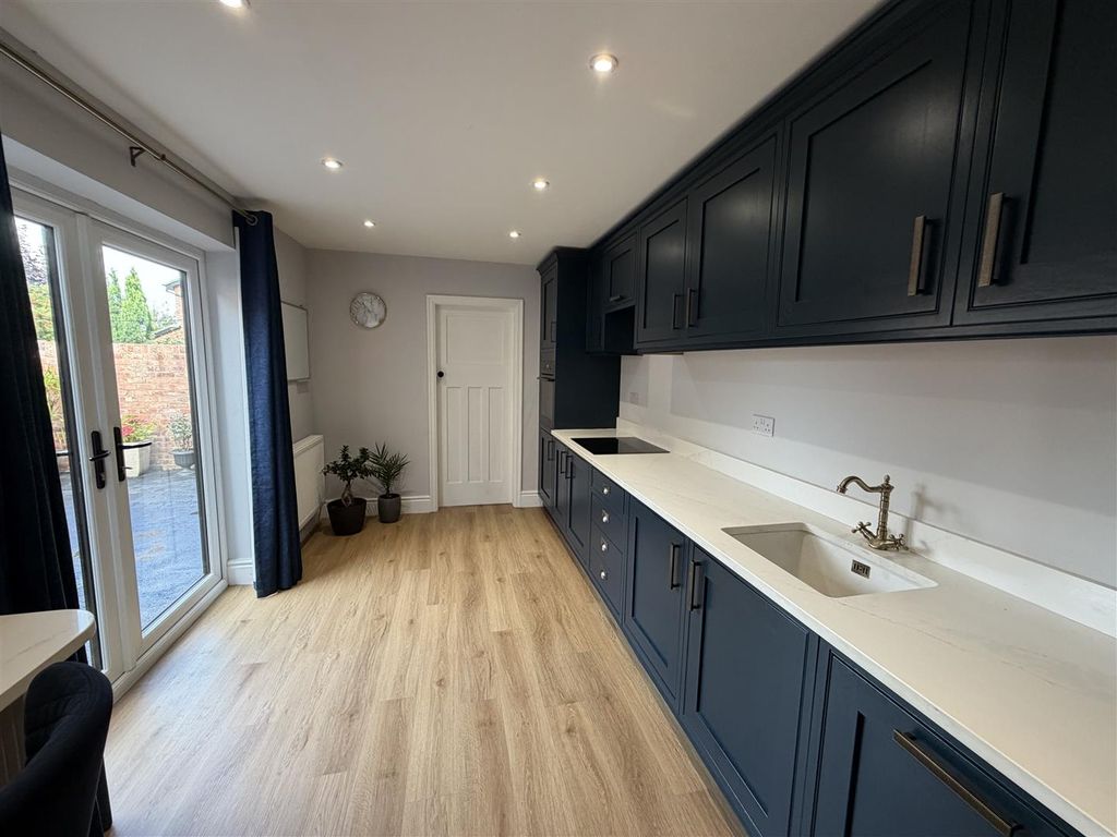 Property photo 3 of 18 22.Jpg
