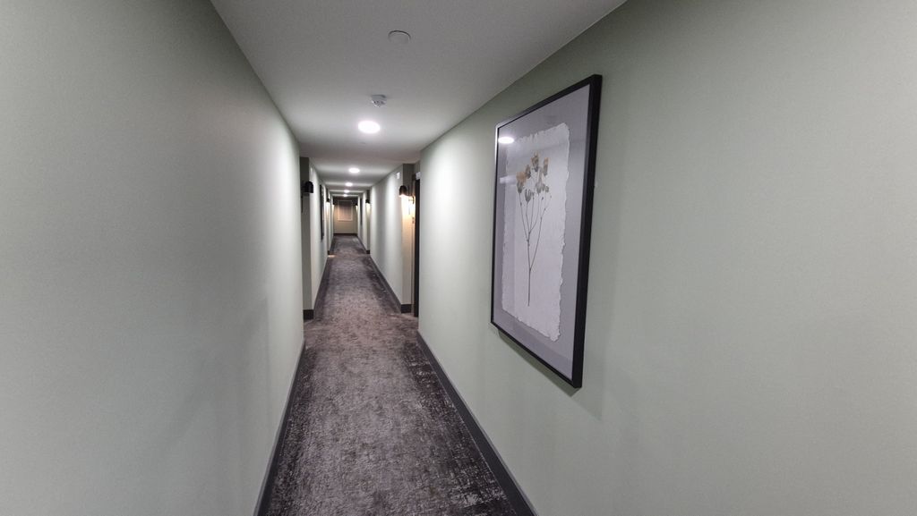 Property photo 3 of 18 Gallery