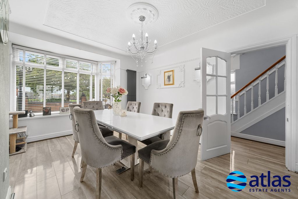 Property photo 2 of 41 Dining Space