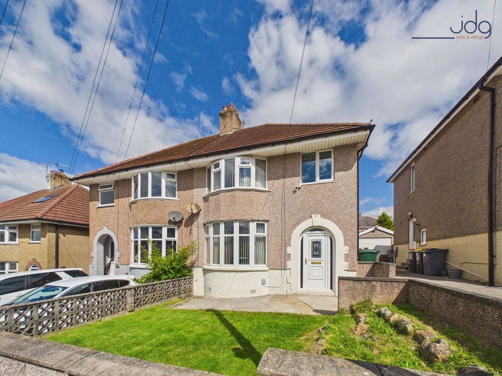 Property photo 1 of 15 Welcome To Ashton Drive!