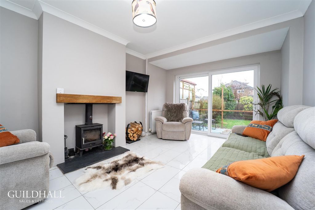 Property photo 2 of 21 4.Jpg