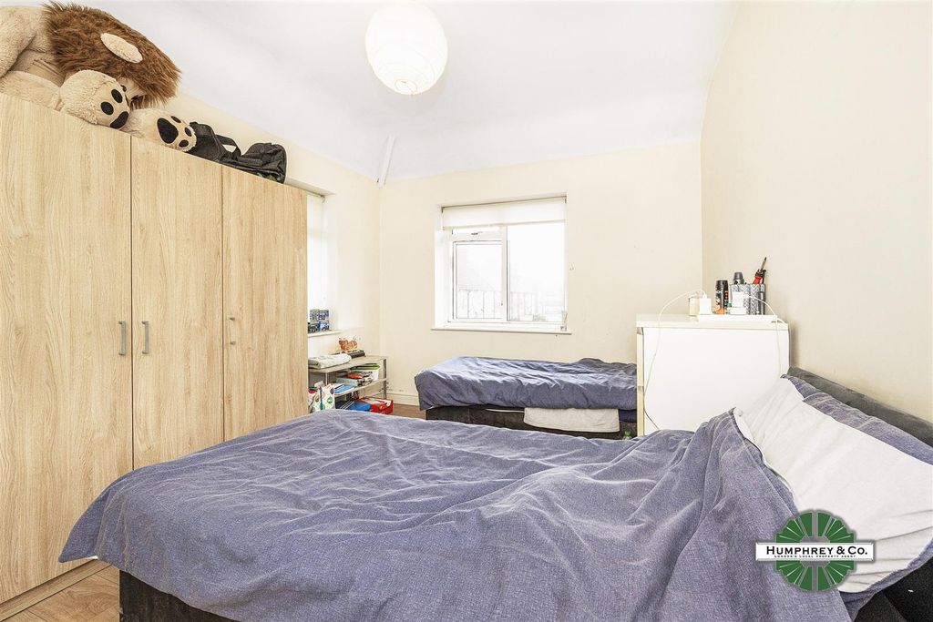 Property photo 3 of 5 3.Jpg