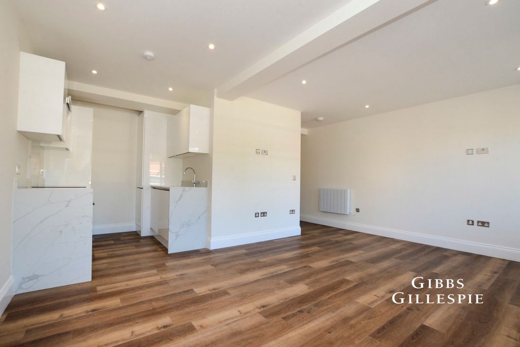 Property photo 2 of 5 Pbox-Img.Jpg